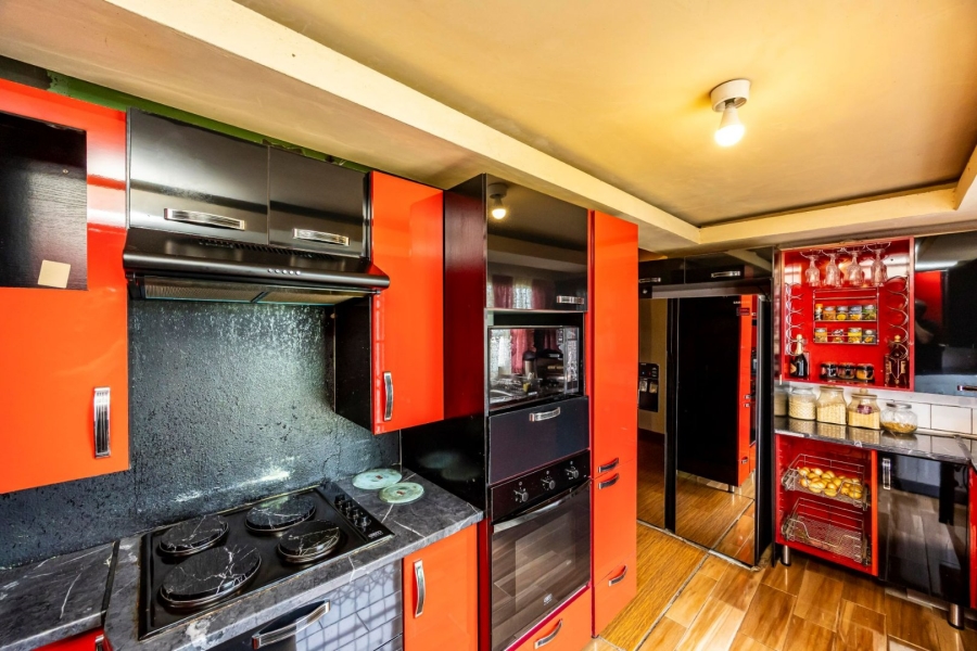 3 Bedroom Property for Sale in Sunnyridge Eastern Cape